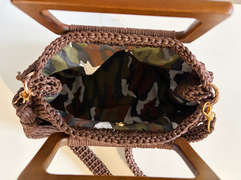 Selva brown